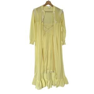 Millay vintage nylon lace soft yellow nightgown robe set women's size 14 flaw
